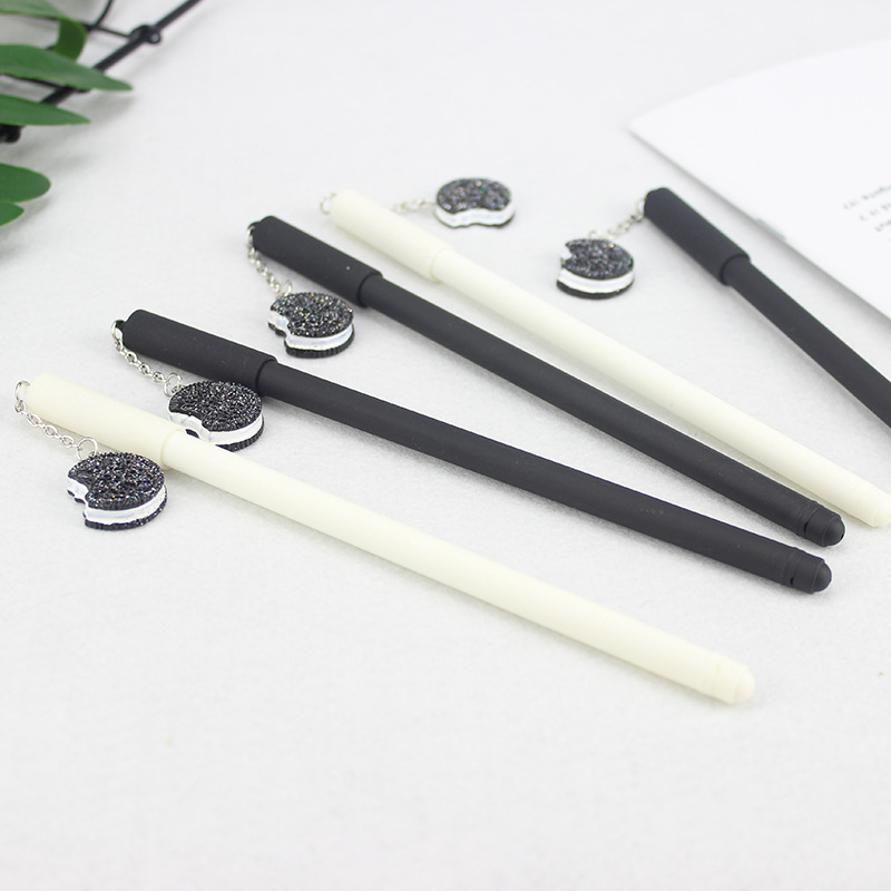 Black and White Pendant Gel Pen for Students - Boost Creativity and Style - Image 3