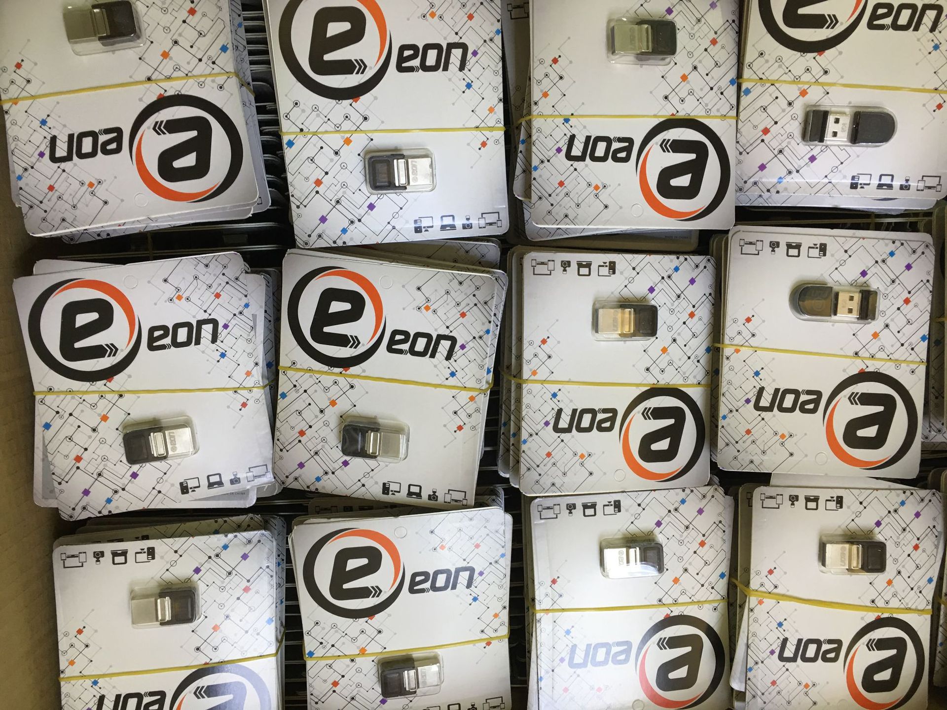 High-Speed Advertising USB Drive by Drive Thumb - Boost Your Promotions - Image 3