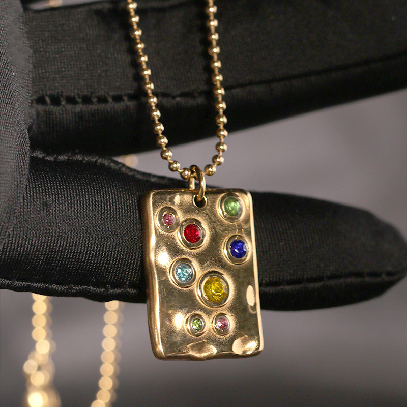 Elegant Stainless Steel Gold-Plated Geometric Pendant Necklace for Women