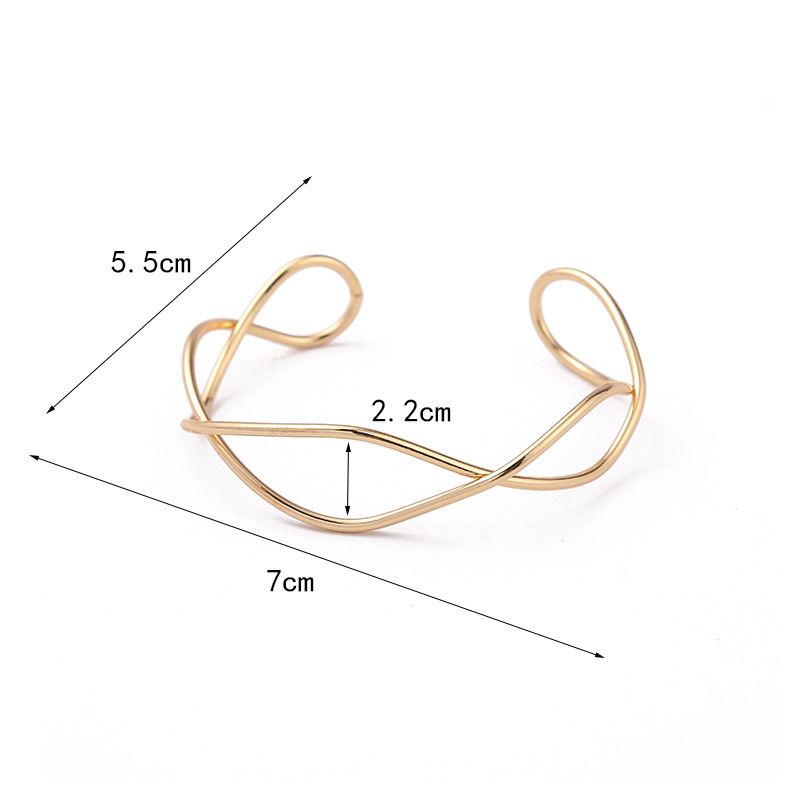 Chic Retro Metal Collar for Women - Fashion-Forward Personality Accessory - Image 2