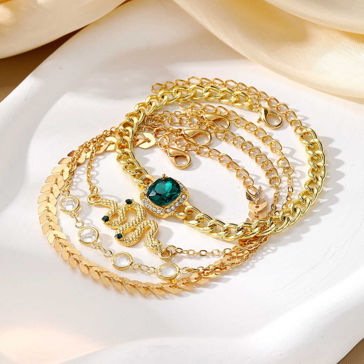 Emerald Square Diamond Bracelet - Unique Snake-Shaped Design - Image 2