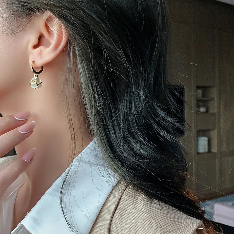 Delicate Opal Earrings for Women - Stylish Fashion Jewelry - Image 4