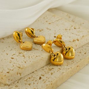 Trendy Golden Love Eardrop Stud Earrings for Women – Stylish Jewelry