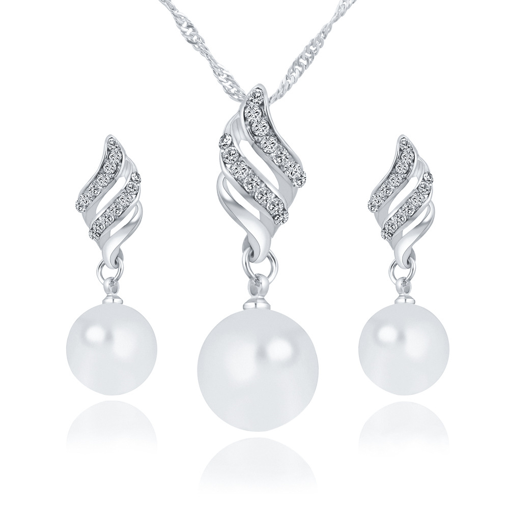 Elegant Pearl Stud Necklace Set for Timeless Style and Sophistication - Image 6
