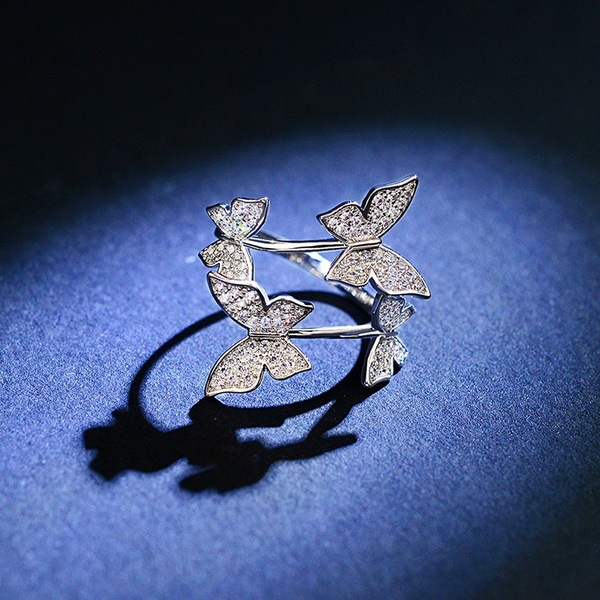 Adjustable Butterfly Ring - Stylish and Versatile Jewelry for Every Occasion - Image 2