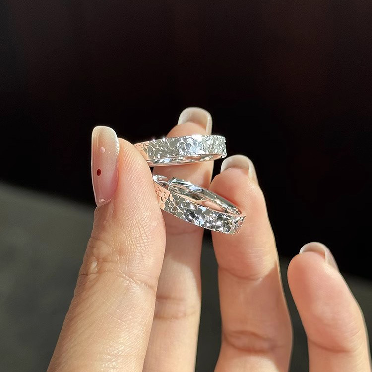 Elegant Women's Silver Bracelet with Simple Starry Sky Design - Image 3