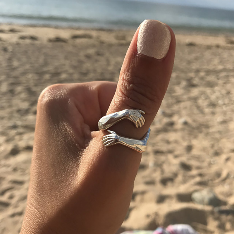 Stylish Simple Fashion Embrace Hands Hug Ring - Unique Special-Interest Jewelry