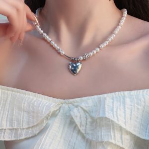 Elegant Simple Love Pearl Necklace for Women - Unique Design for Special Occasions