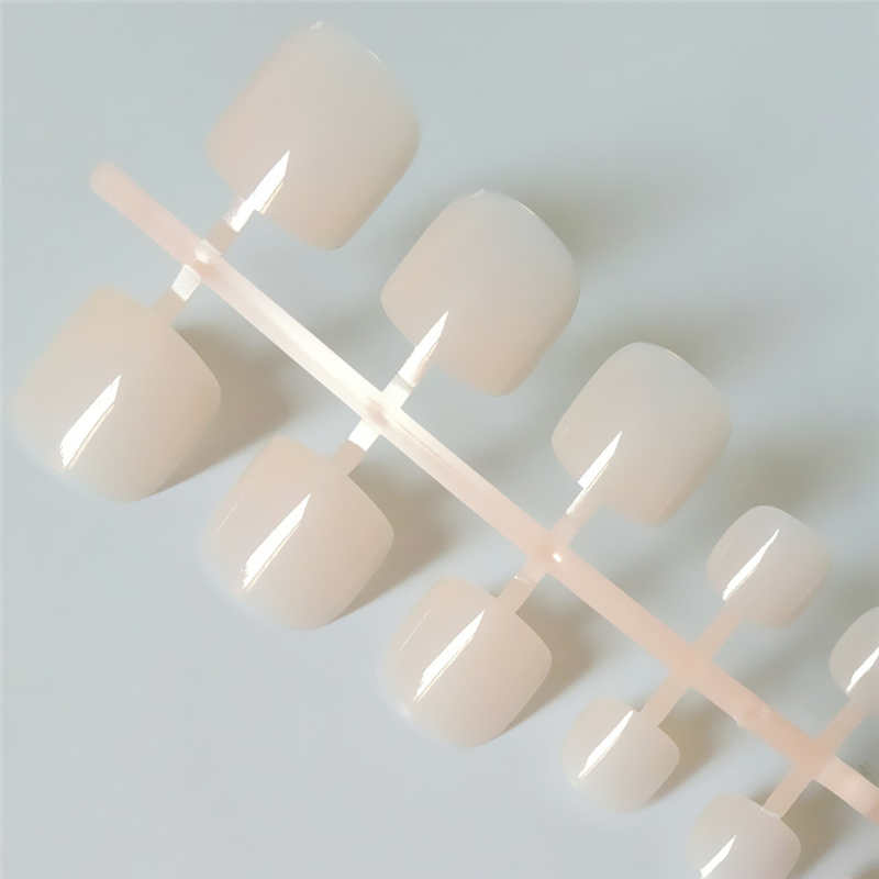 Vibrant Green Acrylic Square Press-On Fake Toe Nails for Stunning Looks - Image 4