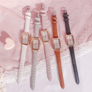 Korean Student Version of Elegant Ladies' Small Fashion Watch - Exquisite Style