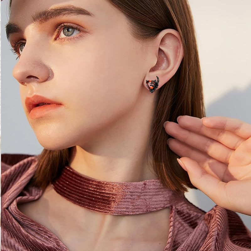 Vintage Dark Series Ghost Hand Heart-Shaped Diamond Ear Studs - Image 3