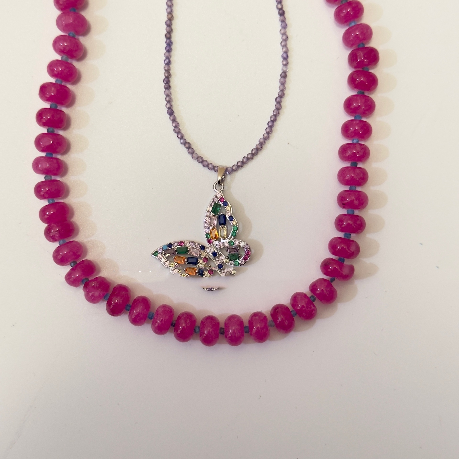 Charming Holiday Necklace with Warm Bubble Gum Natural Stone Beads - Image 5