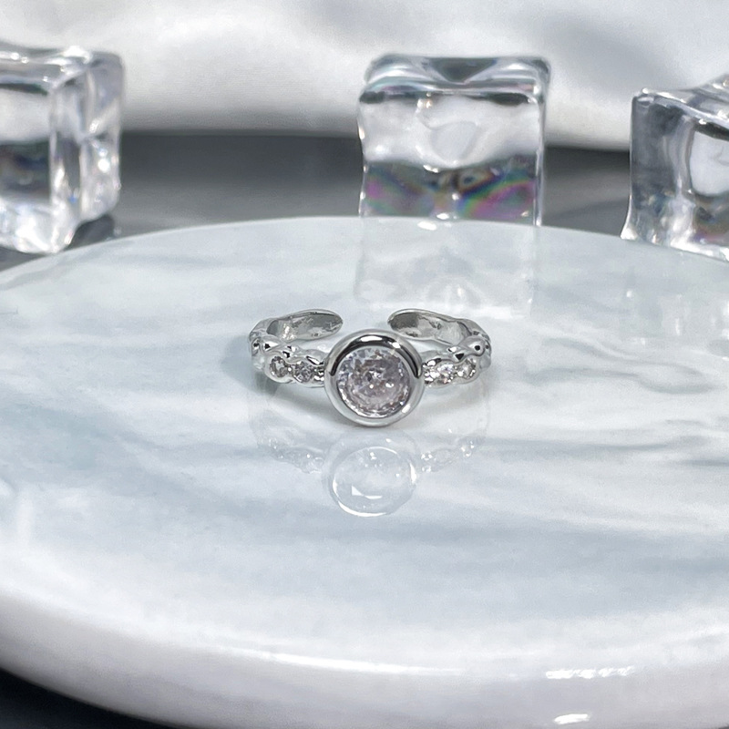 Women's Elegant Versatile All-Match Ring for Every Occasion - Image 4