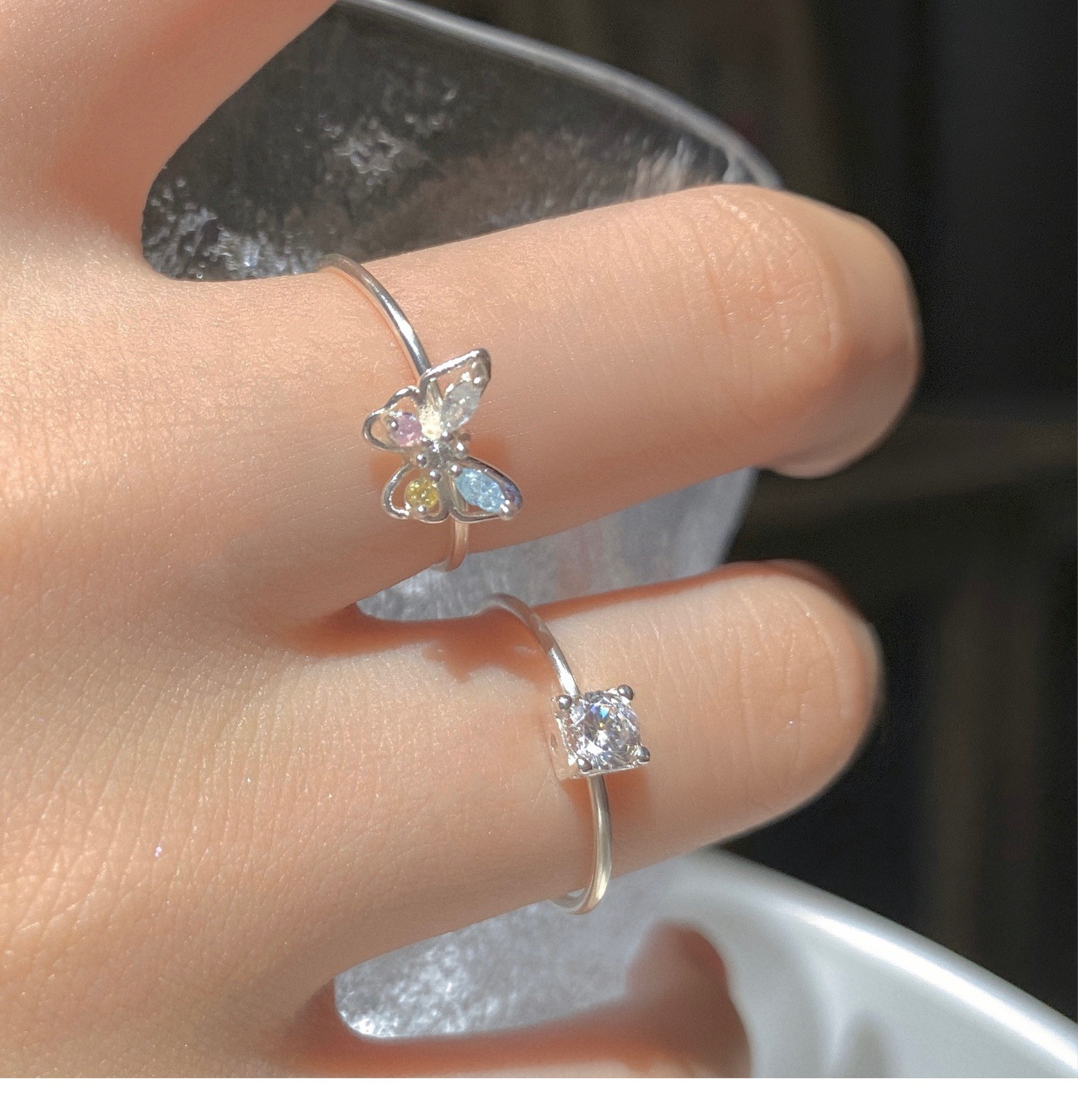 Elegant Women's Three Dimensional Butterfly Zircon Ring - Stunning Jewelry Piece - Image 5