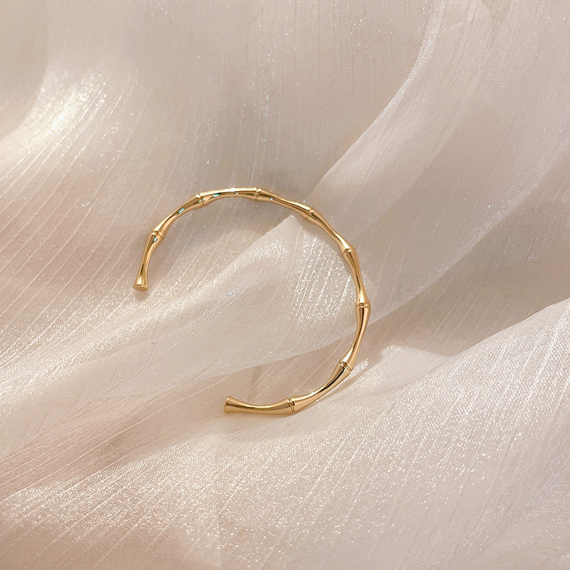 Bamboo Opening Women's Bracelet - Simple, Stylish Design with Retro Charm - Image 5