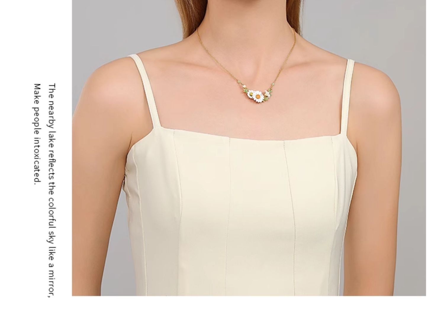 Elegant White Chrysanthemum Clavicle Chain Necklace for Women - Garden Inspired