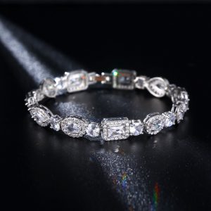 Stylish Water Drop Multi-Shape Horse Eye Zircon Bracelet for Elegance