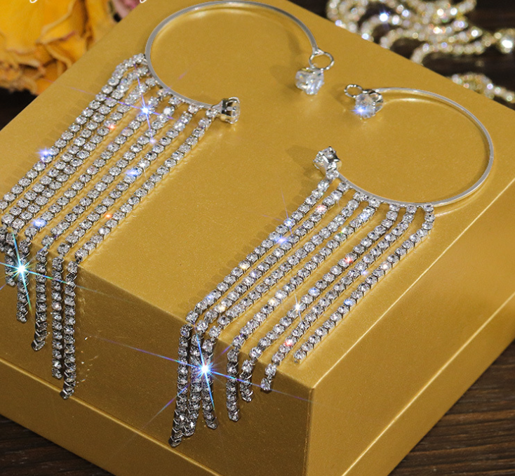 Chic and Minimalist Long Tassel Earrings for Effortless Style - Image 2