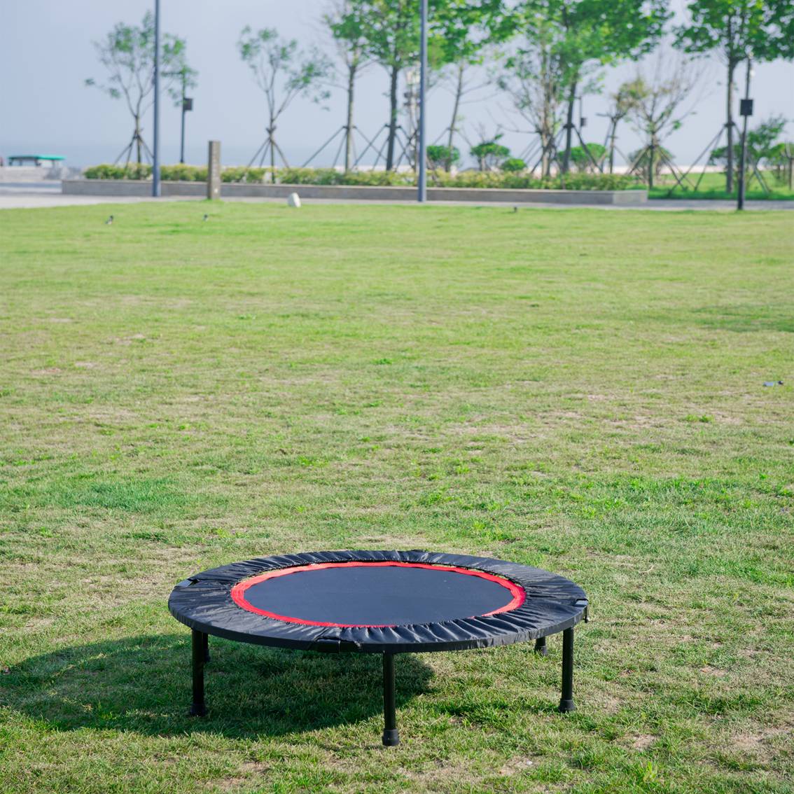 40 Inch Mini Exercise Trampoline - Indoor Fitness Rebounder with Safety Pad - Image 5