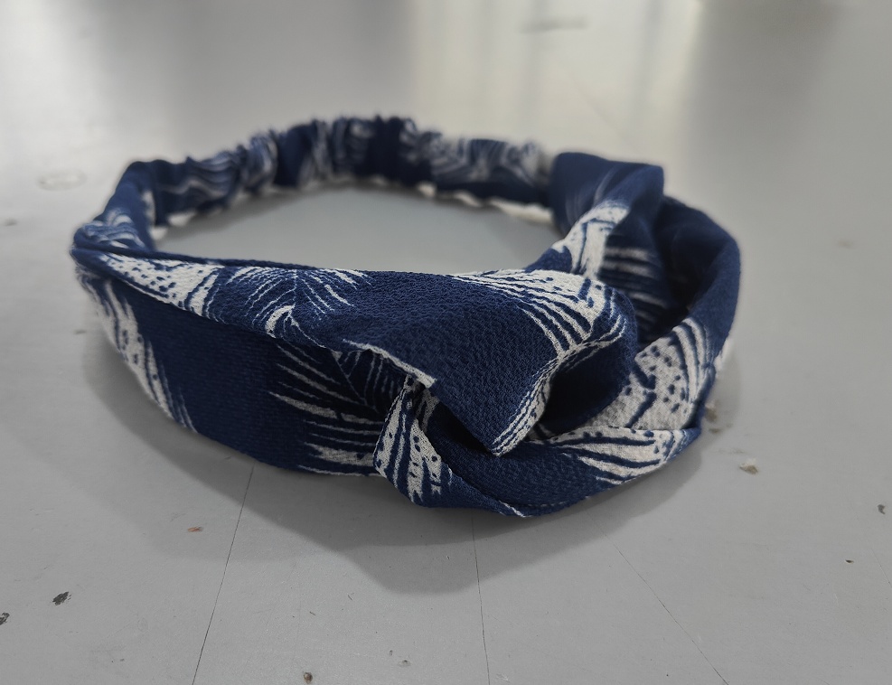 Vintage-Inspired Women's Printed Headband for Retro Style Enthusiasts - Image 5