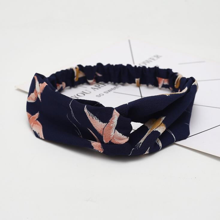 Vintage-Inspired Women's Printed Headband for Retro Style Enthusiasts - Image 8