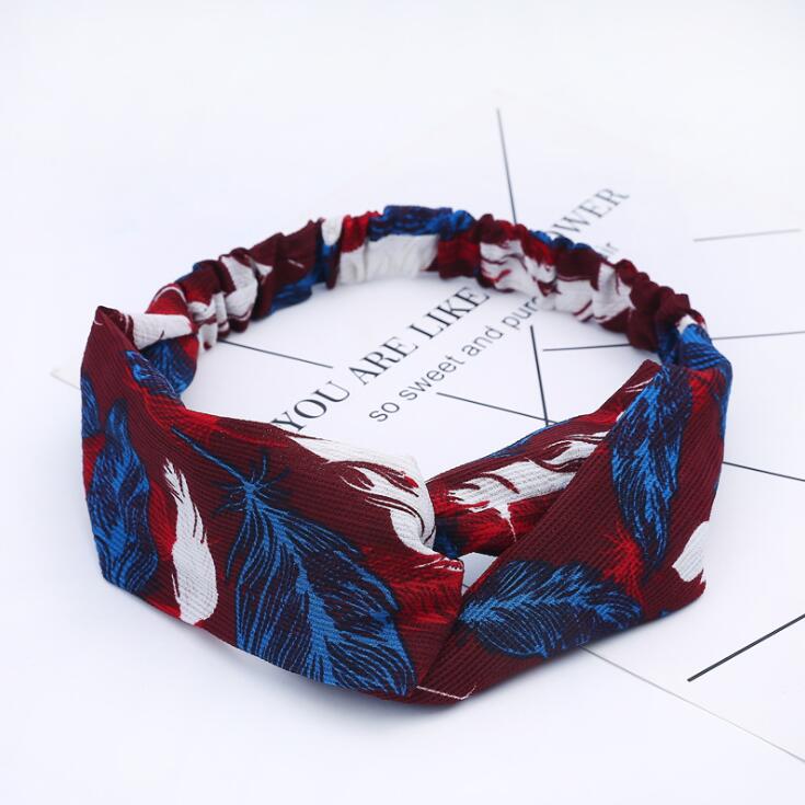 Vintage-Inspired Women's Printed Headband for Retro Style Enthusiasts - Image 9