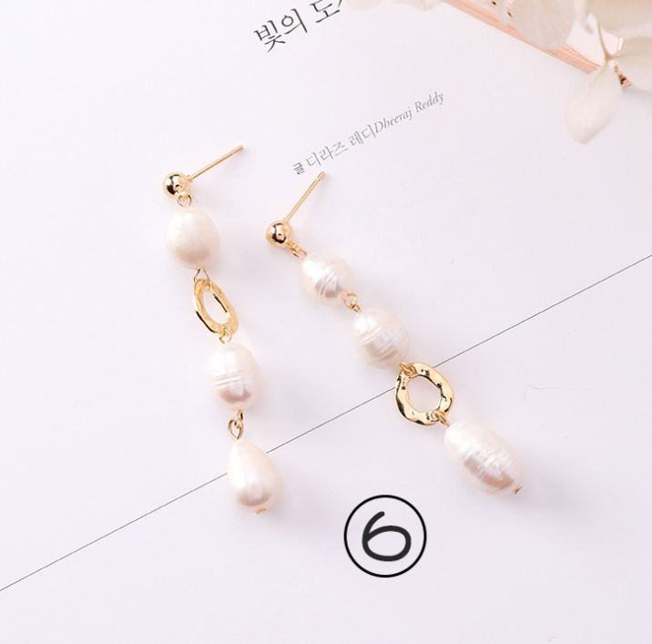Stylish Vintage Geometric Metal Pearl Asymmetric Earrings - Personalized Design - Image 2
