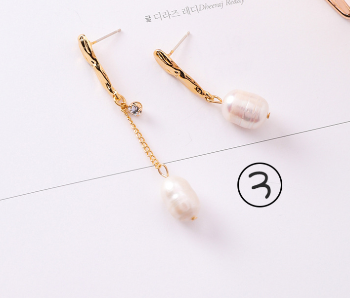Stylish Vintage Geometric Metal Pearl Asymmetric Earrings - Personalized Design - Image 12