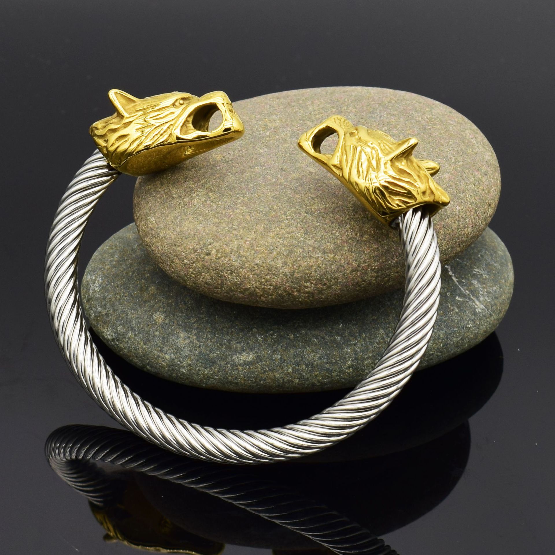 Asgard Handcrafted Large Grey Wolf Head Torc Bracelet in Stainless Steel - Image 3