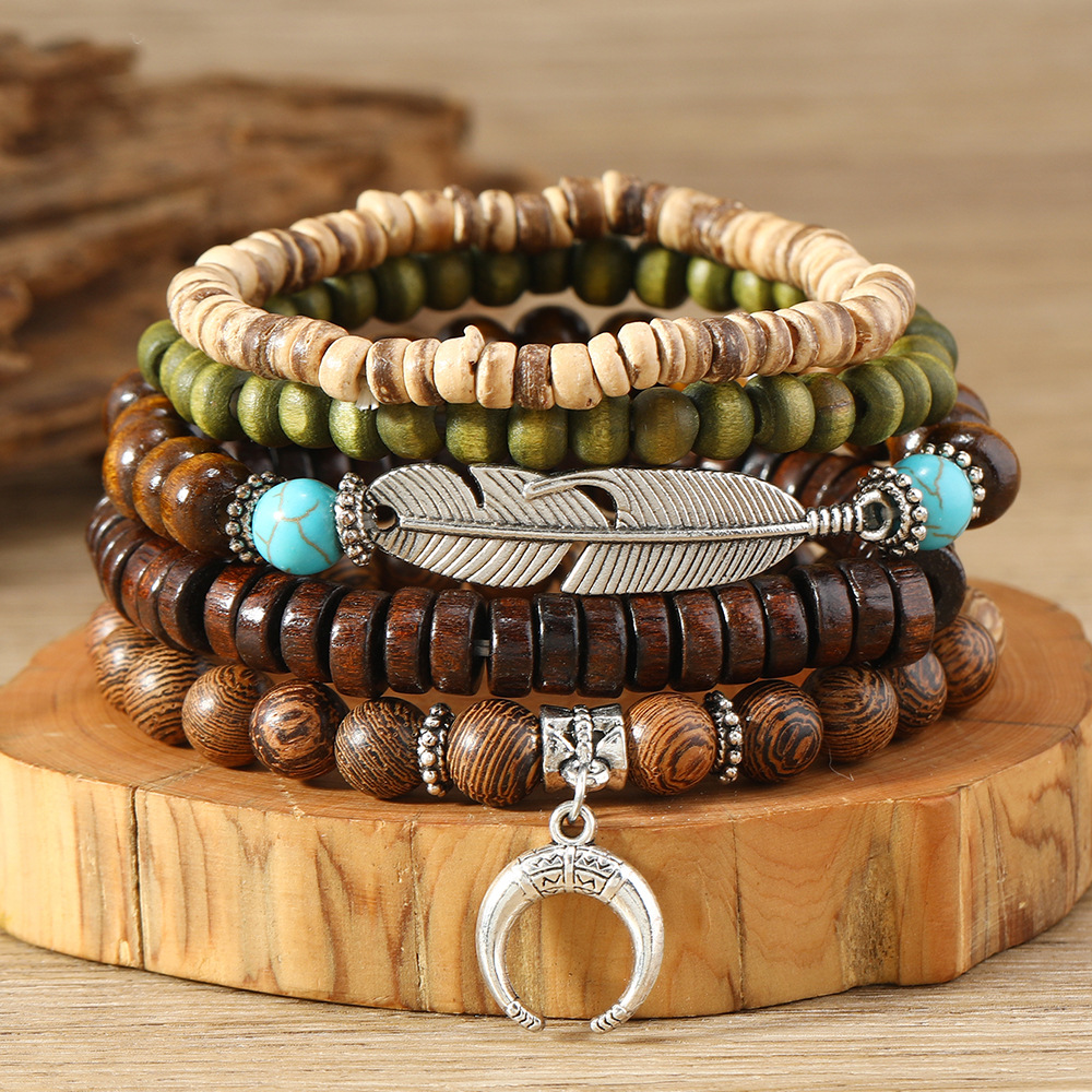 Chic Bohemian Feather Crescent Wooden Bead Bracelet for Stylish Looks