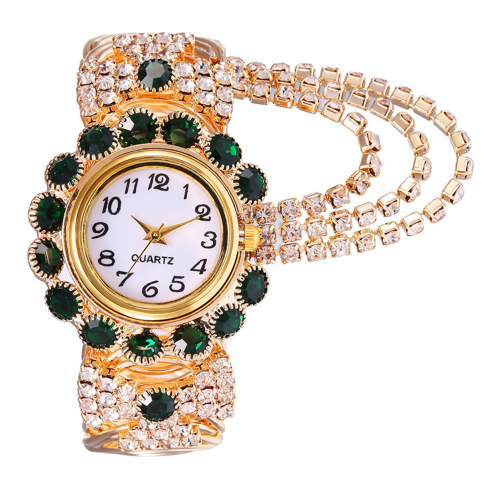 Versatile Ladies Diamond Claw Chain Quartz Watch - Perfect for Any Occasion - Image 7