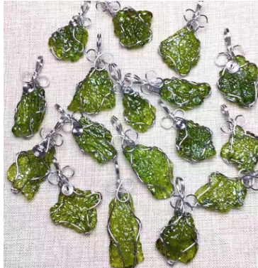 Stunning Meteorite Inlaid Pendant - Unique Jewelry for Cosmic Enthusiasts - Image 3