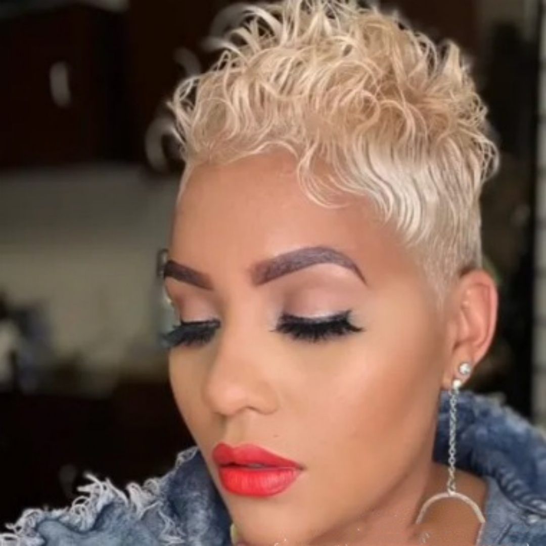 Trendy Short Roll European & American Style Wig for a Chic Look - Image 2