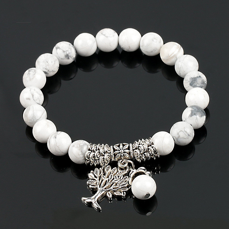 Charming Vintage Frosted White Pine Bead Bracelet - Timeless Elegance