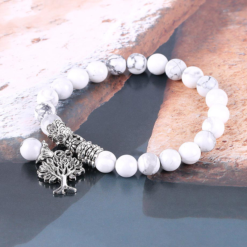Charming Vintage Frosted White Pine Bead Bracelet - Timeless Elegance - Image 4