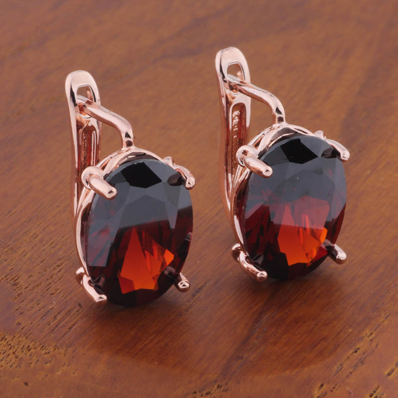 Charming Retro 1014 Oval European & American Ear Clip for a Romantic Look - Image 3