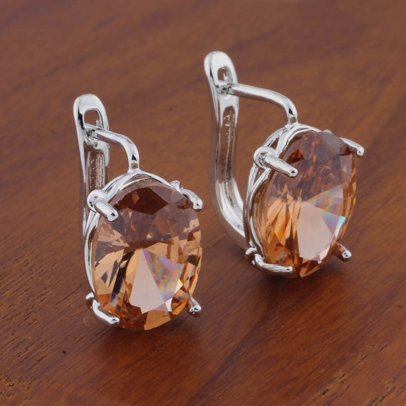 Charming Retro 1014 Oval European & American Ear Clip for a Romantic Look - Image 18