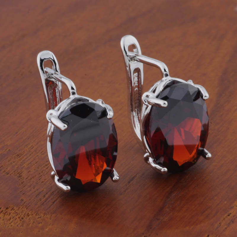 Charming Retro 1014 Oval European & American Ear Clip for a Romantic Look - Image 19