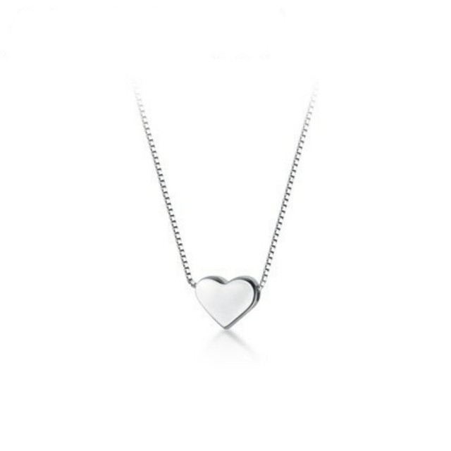 Stylish Simple Heart-Shaped Clavicle Chain - Perfect Accessory for Any Outfit - Image 4