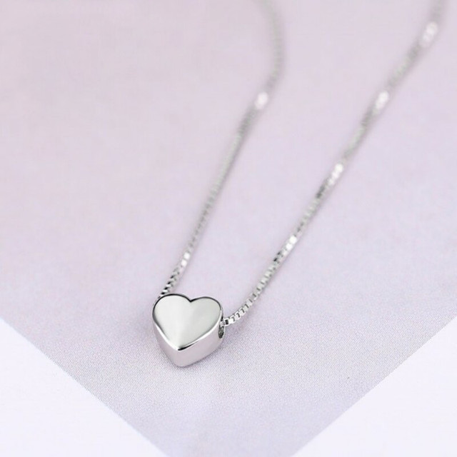 Stylish Simple Heart-Shaped Clavicle Chain - Perfect Accessory for Any Outfit - Image 5