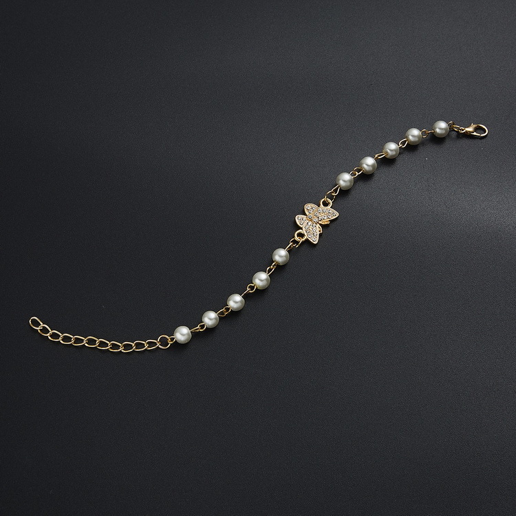 Adjustable Multi-Style Hollow Rhinestone Pearl Bracelet for Every Occasion - Image 15