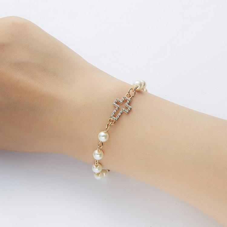Adjustable Multi-Style Hollow Rhinestone Pearl Bracelet for Every Occasion - Image 30