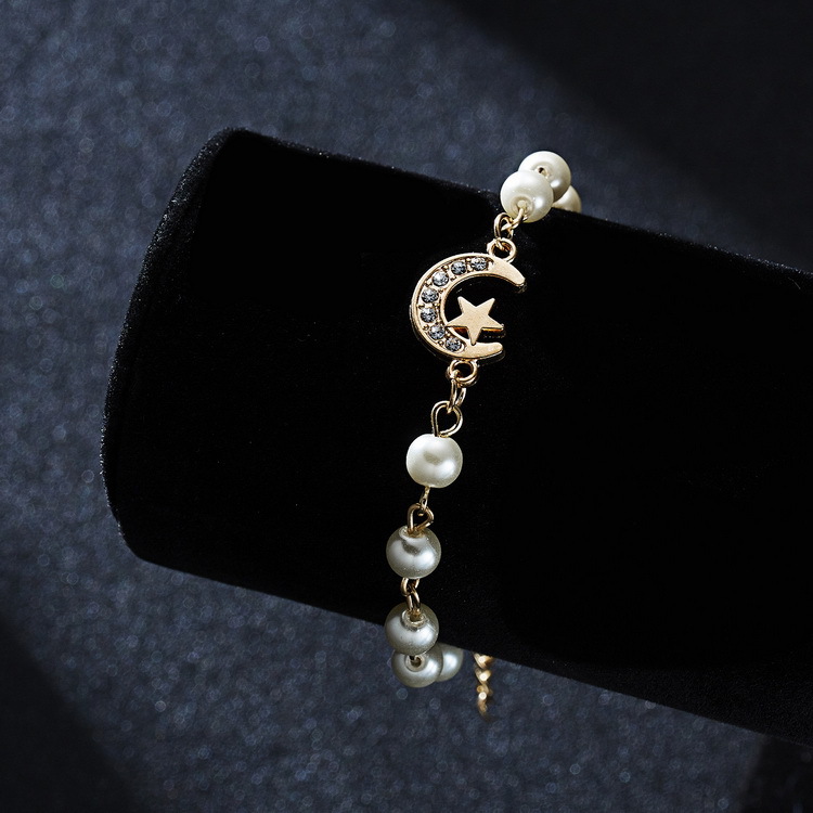 Adjustable Multi-Style Hollow Rhinestone Pearl Bracelet for Every Occasion - Image 34