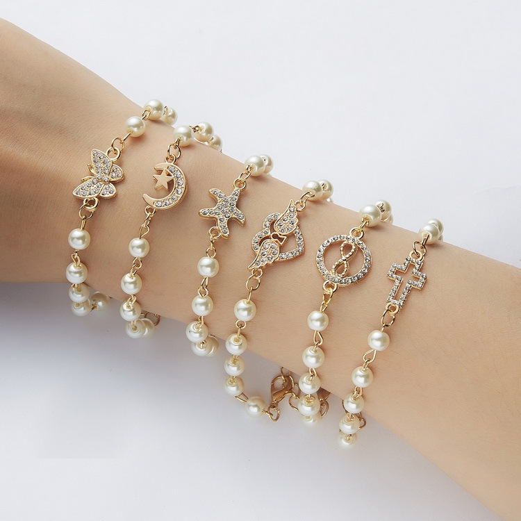 Adjustable Multi-Style Hollow Rhinestone Pearl Bracelet for Every Occasion - Image 39