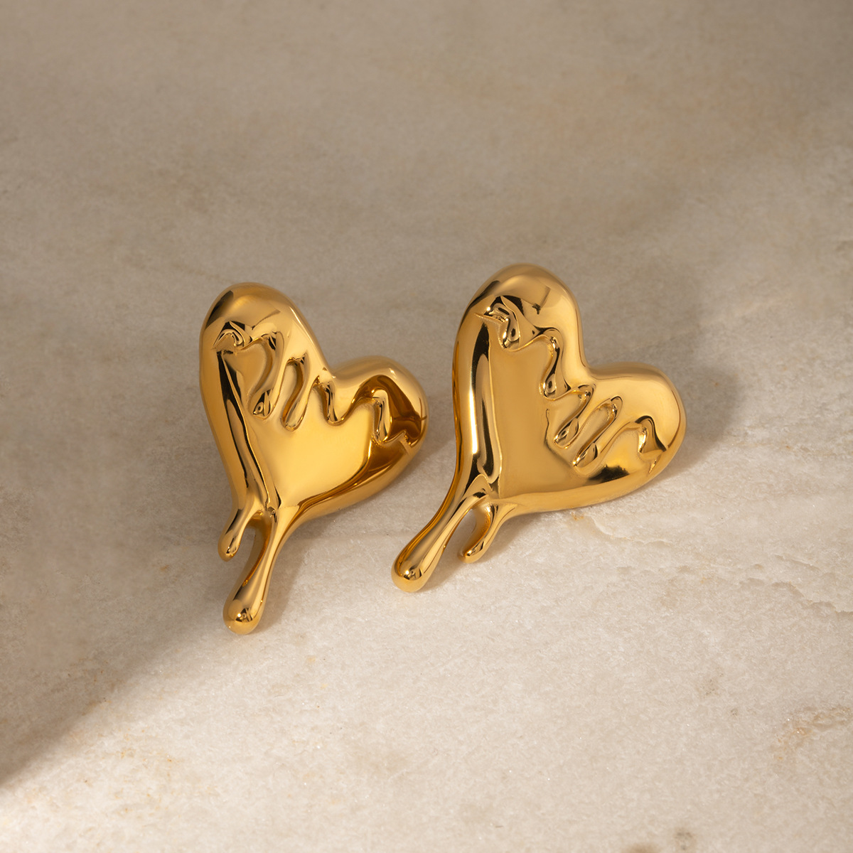 18K Gold Stainless Steel Heart-Shaped Melting Love Earrings for Elegance - Image 3